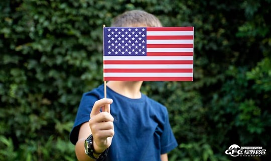 如何保持美国绿卡的有效性2